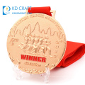 Fabricante de medallas en línea medallones de metal personalizados logotipo chapado en cobre dorado medalla deportiva de carrera de maratón 3d para el ganador